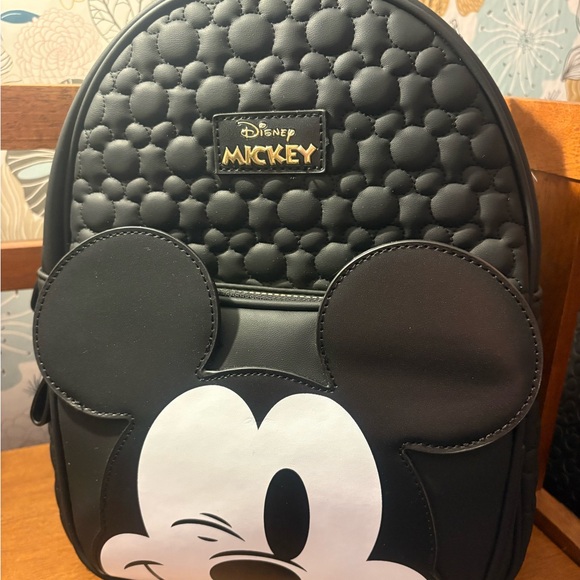 Primark Exclusive Mickey winking Backpack - Picture 1 of 4